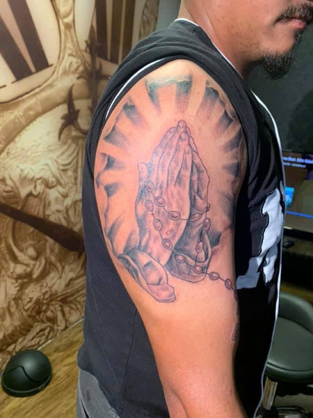 絵画 Tattoo Studio Yamaba praying hands IMG-6017_600x600.jpg?v=1691796440